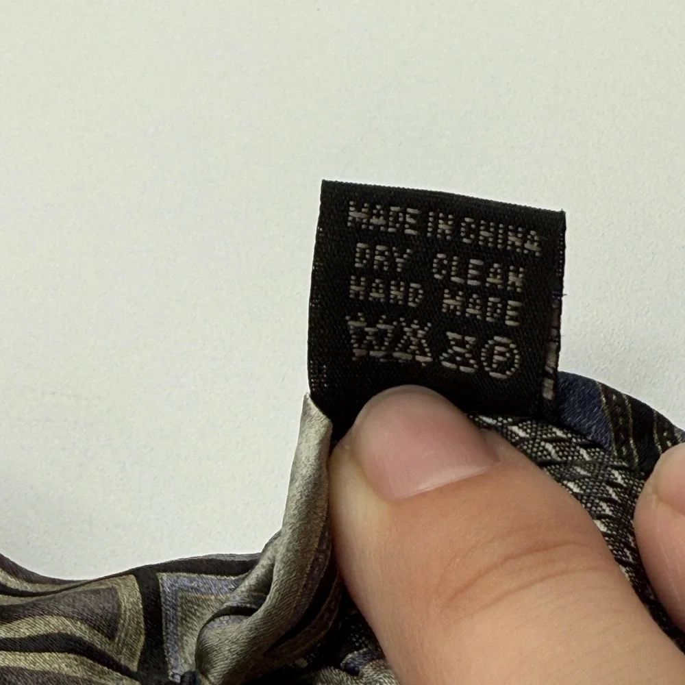 Covington Silk Geometric‎ Pattern Men's Tie Blue Grey Black